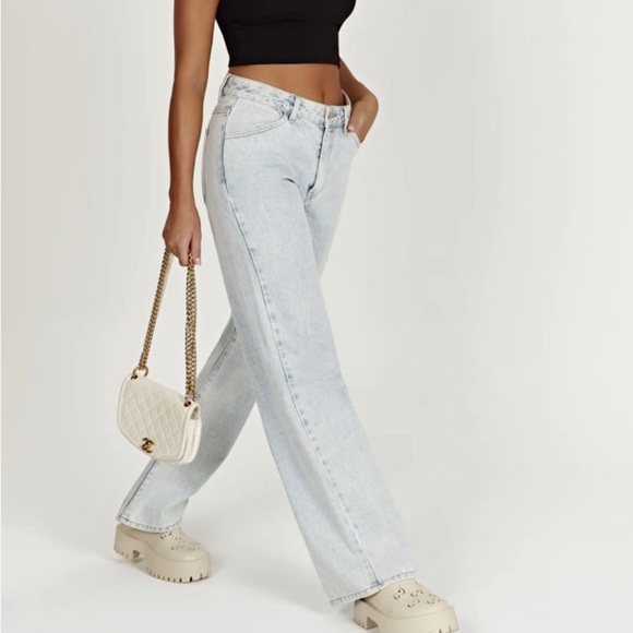 MESHKI Mid Rise Jean - Picture 8 of 8